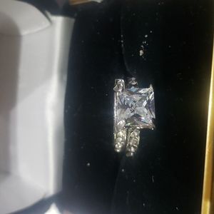 Womens Ring 💍 set of 2 Size 6